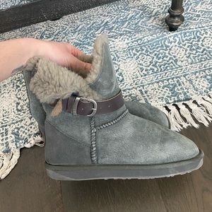 grey wool EMU boots!